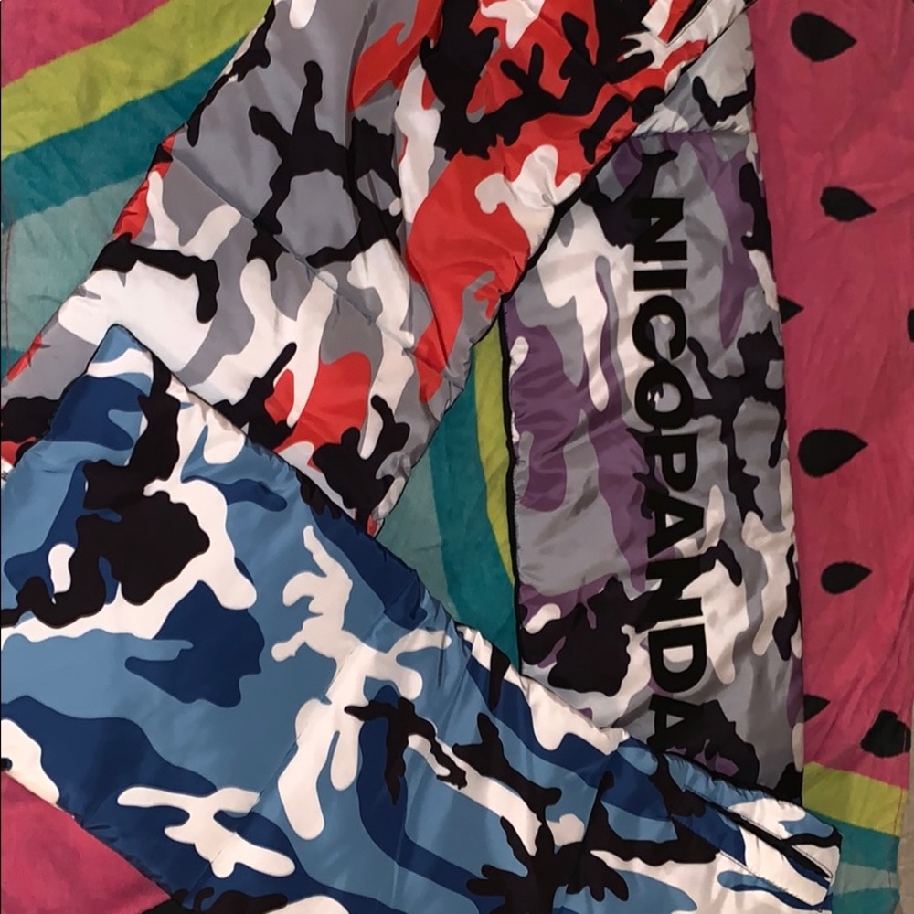 Nicopanda multicolored Puffer Scarf oversized.